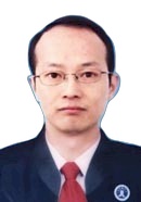 邱何钧