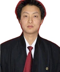 何明龙