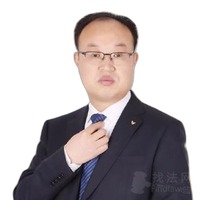 白亮亮
