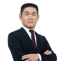 张炯